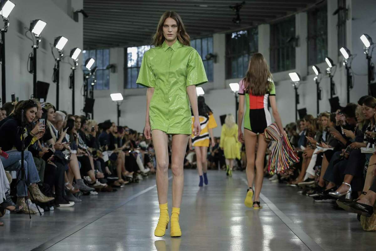 Pantone picks Greenery as color of the year