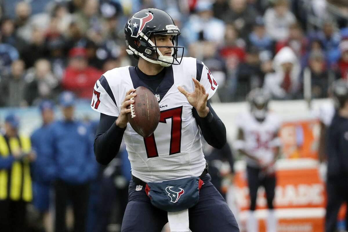 Houston Texans quarterback Brock Osweiler looks to pass against the Tennessee Titans in the first half of an NFL football game Sunday, Jan. 1, 2017, in Nashville, Tenn. (AP Photo/James Kenney)