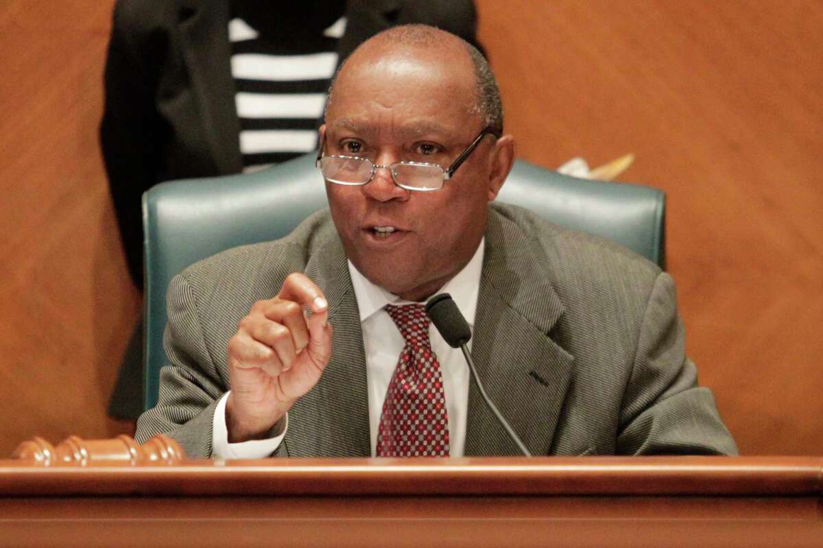 Houston Mayor Sylvester Turner addresses concerned residents about the White Oak Music Hall agreement during a city council session on Wednesday, Jan. 4, 2017, in Houston. ( J. Patric Schneider / For the Chronicle )