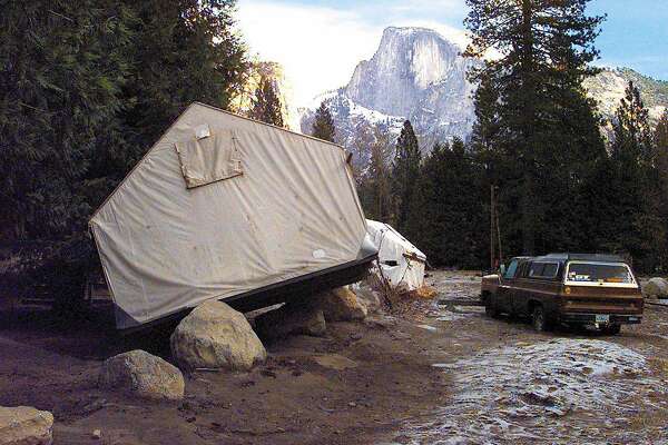 Memories Of Disastrous 1997 Flood Haunt Yosemite Sfchronicle Com