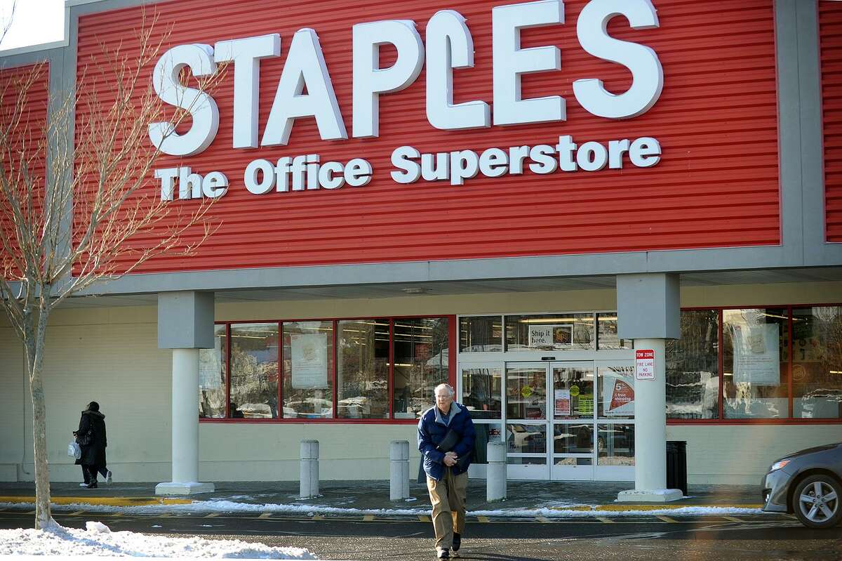 Staples is discontinuing its U.S. Postal Service offerings in stores in Connecticut and nationally by March 2017, according to the American Postal Workers Union which announced the decision on Jan. 5, 2017.