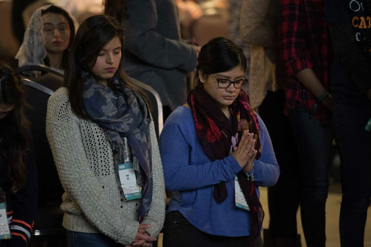 More than 12,500 Catholic college students from across the country, and from several foreign countries, attend Mass daily while in San Antonio for the SEEK2017 conference.
