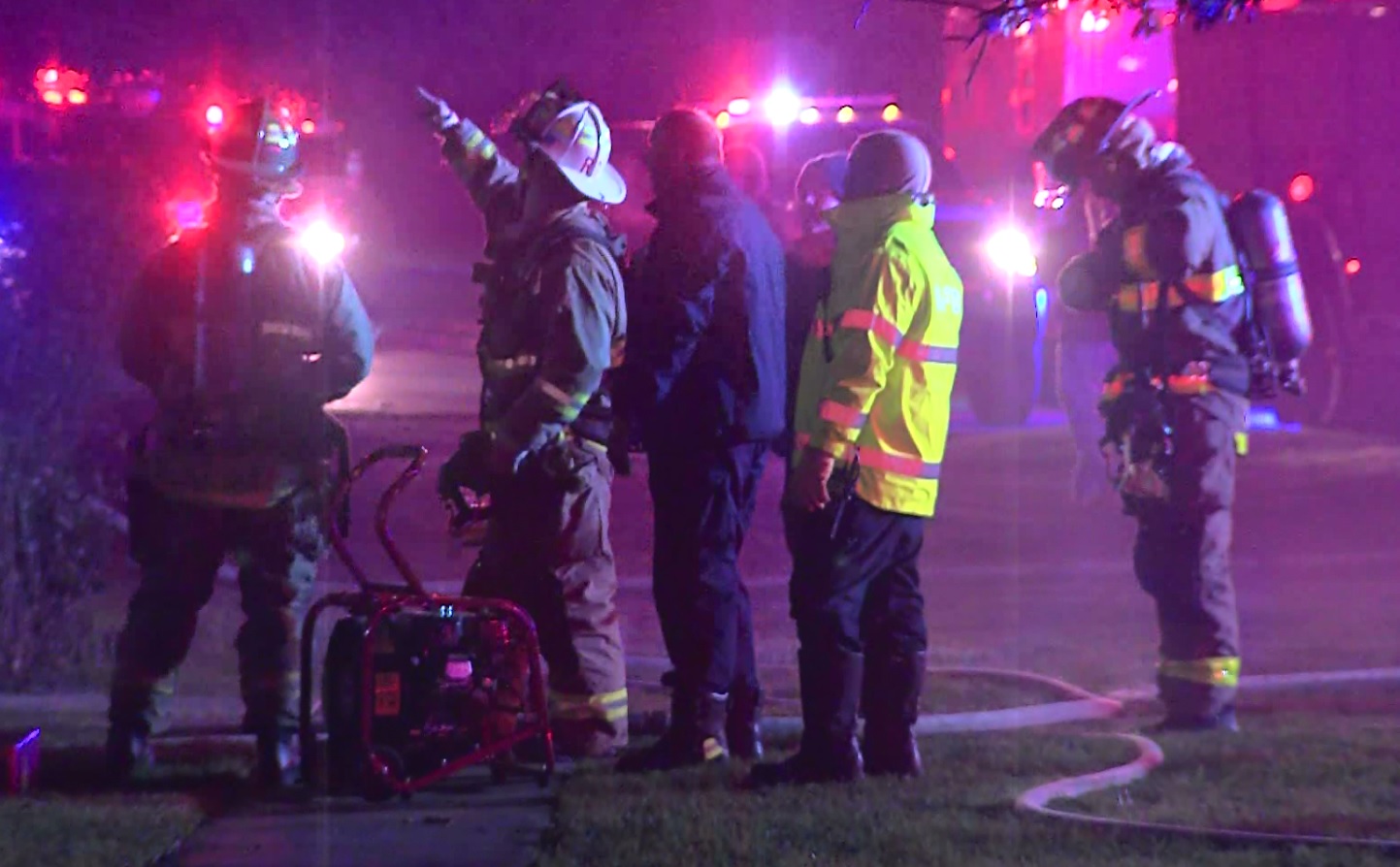 Residents evacuated following fire at Northwest Side apartment complex
