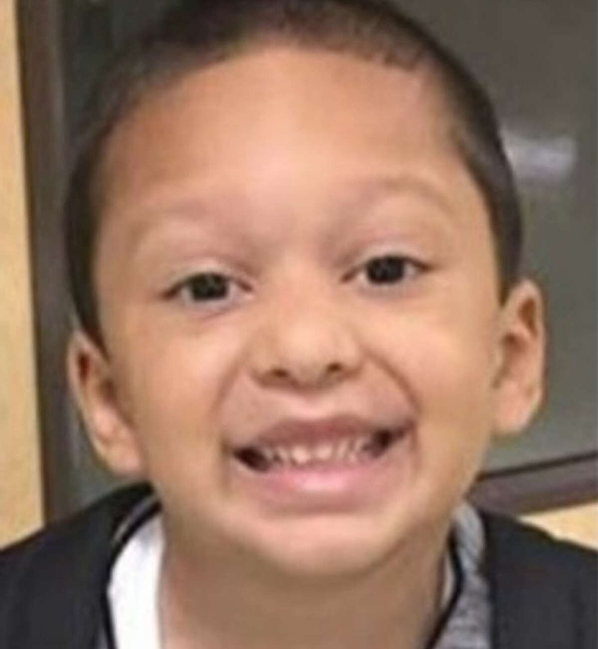 A Central Texas boy vanished in September. Now police want to arrest his mother. Police in Central Texas are looking for 5-year-old Alan Rodriguez, who was last seen Sept. 2, in Cedar Park with his mother, Anais Lechuga. Authorities have a custodial interference warrant out for the mom.
