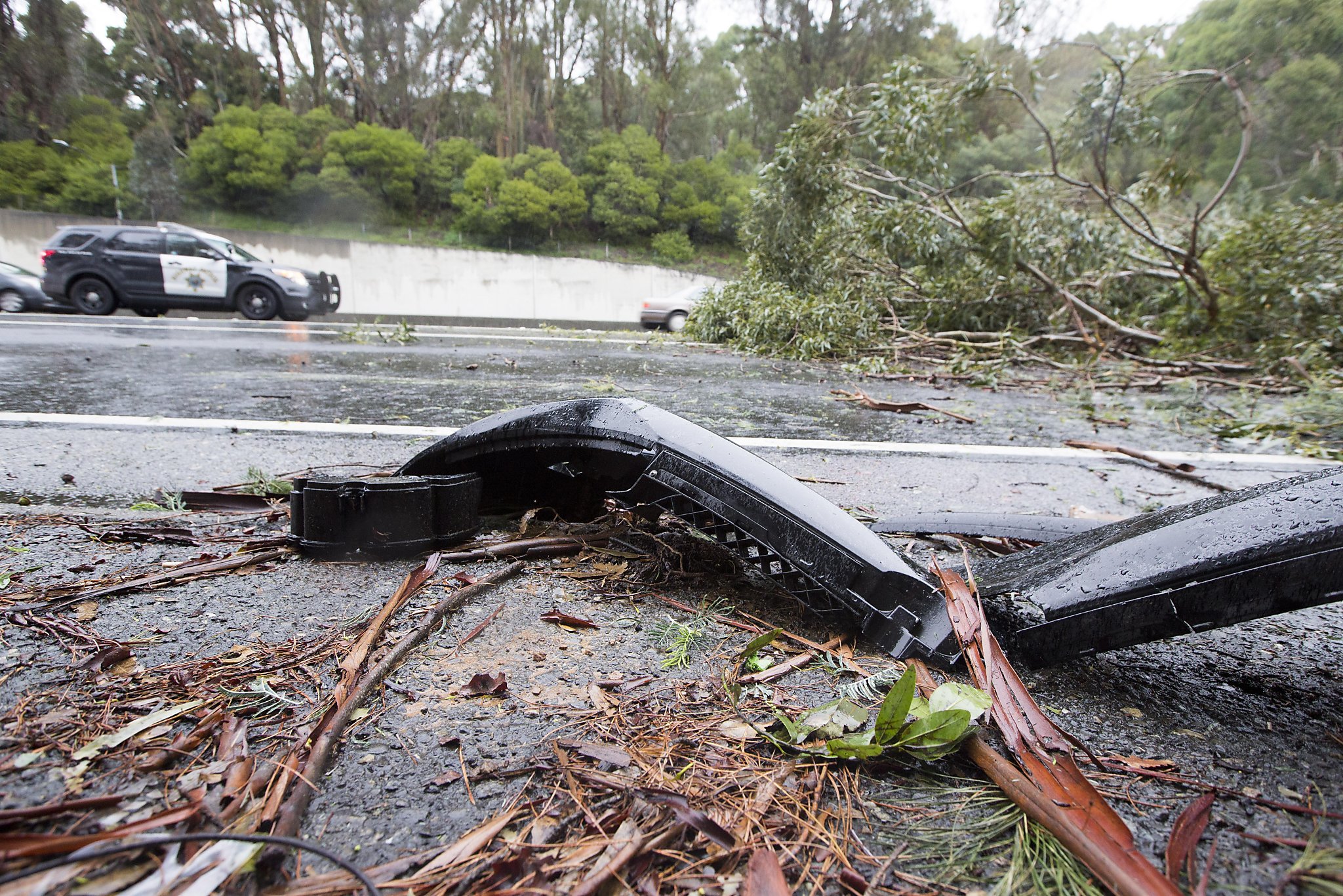 Over 20,000 lose power as storm sweeps through Bay Area