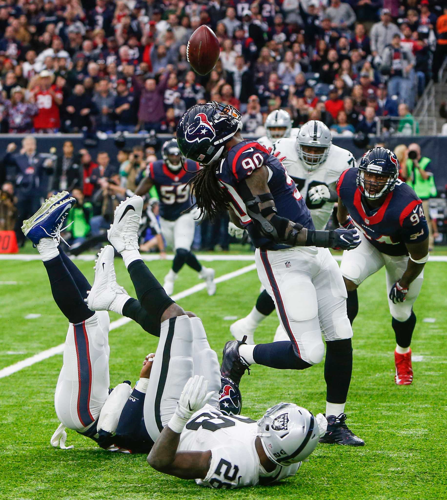 Houston Texans: Clowney Knows Where He Wants To Be Forever