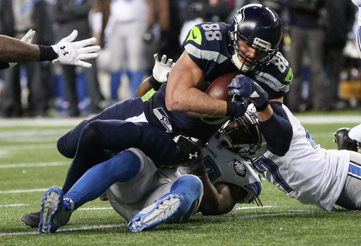 Seahawks tight end Jimmy Graham makes a reception in the red zone during the second half of a wild card playoff game against the Detroit Lions at CenturyLink Field on Saturday, Jan. 7, 2017.