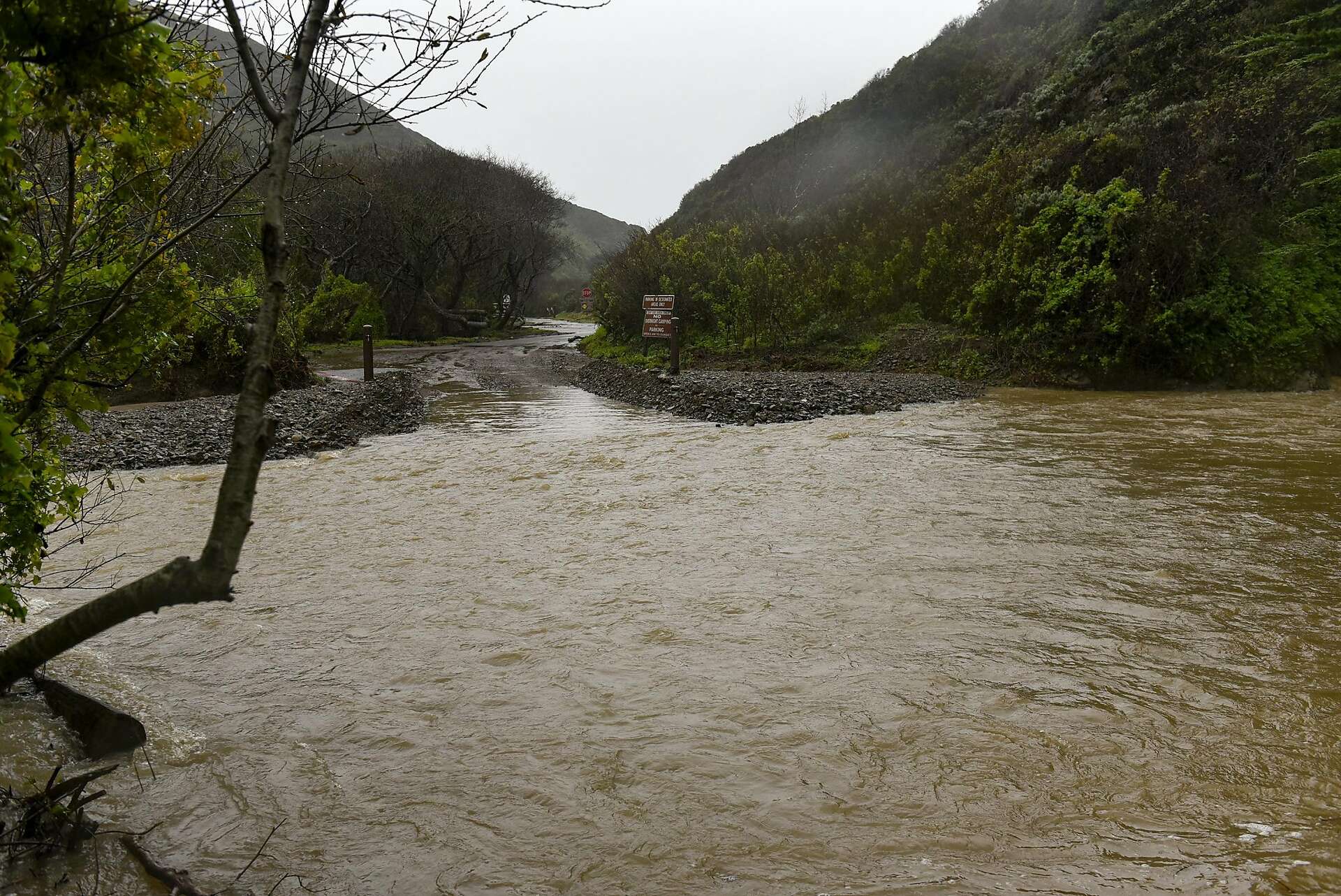 Weekend storm batters resilient, remote Big Sur communities