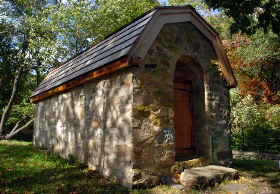 Restoration of Fairfield 'powder house' wins national award Fairfield