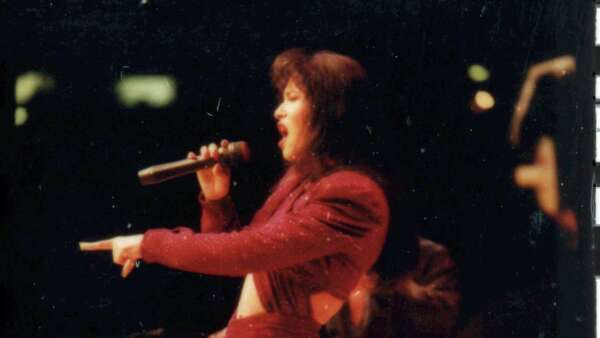 25 years ago Selena performed record-breaking rodeo concert at the Houston  Astrodome