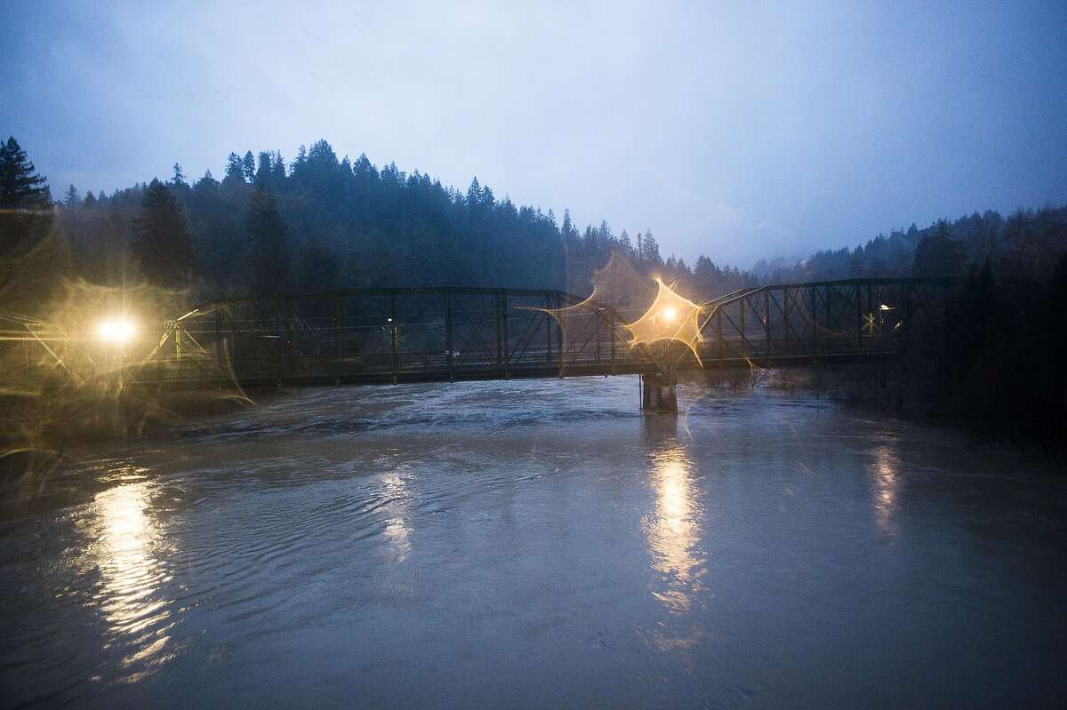 Guerneville flood to get worse as Russian River to hit 38.4 feet