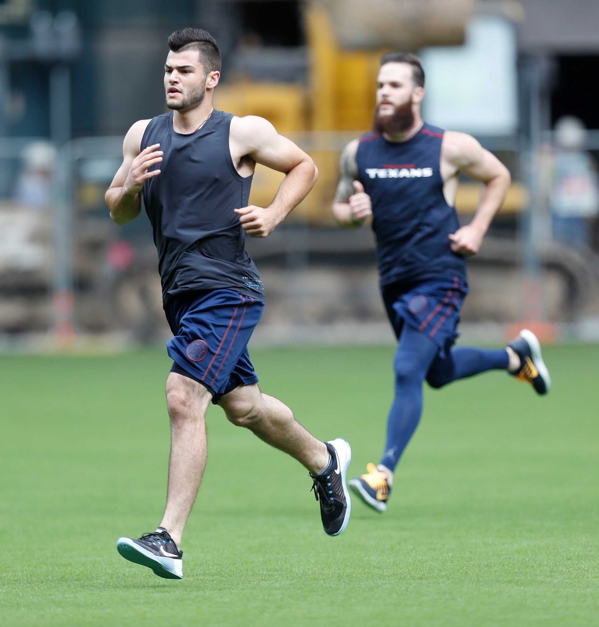 Astros' Dallas Keuchel 'feeling good' early in offseason throwing