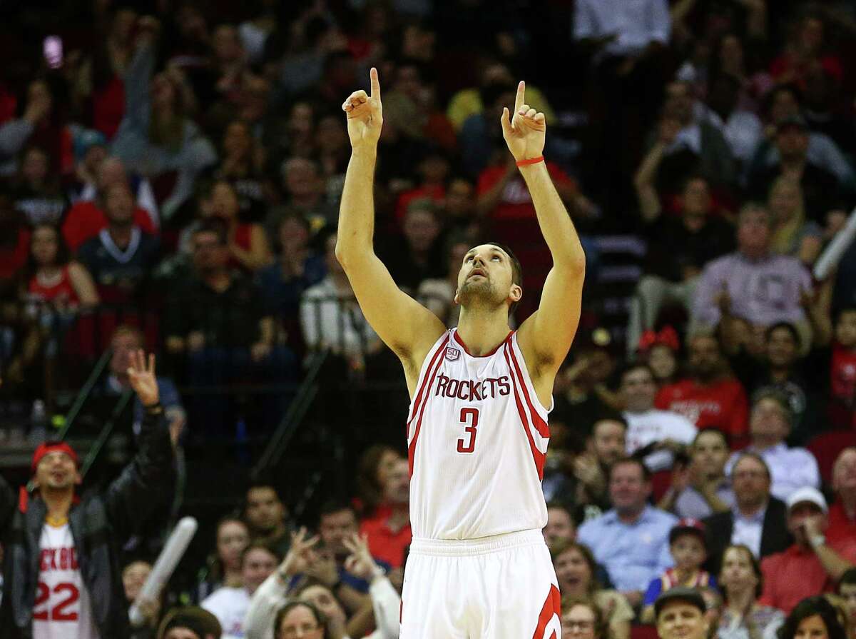 Houston Rockets forward Ryan Anderson (3) celebrates after hitting a three-point basket during the second quarter of an NBA game at the Toyota Center, Tuesday, Jan. 10, 2017, in Houston.