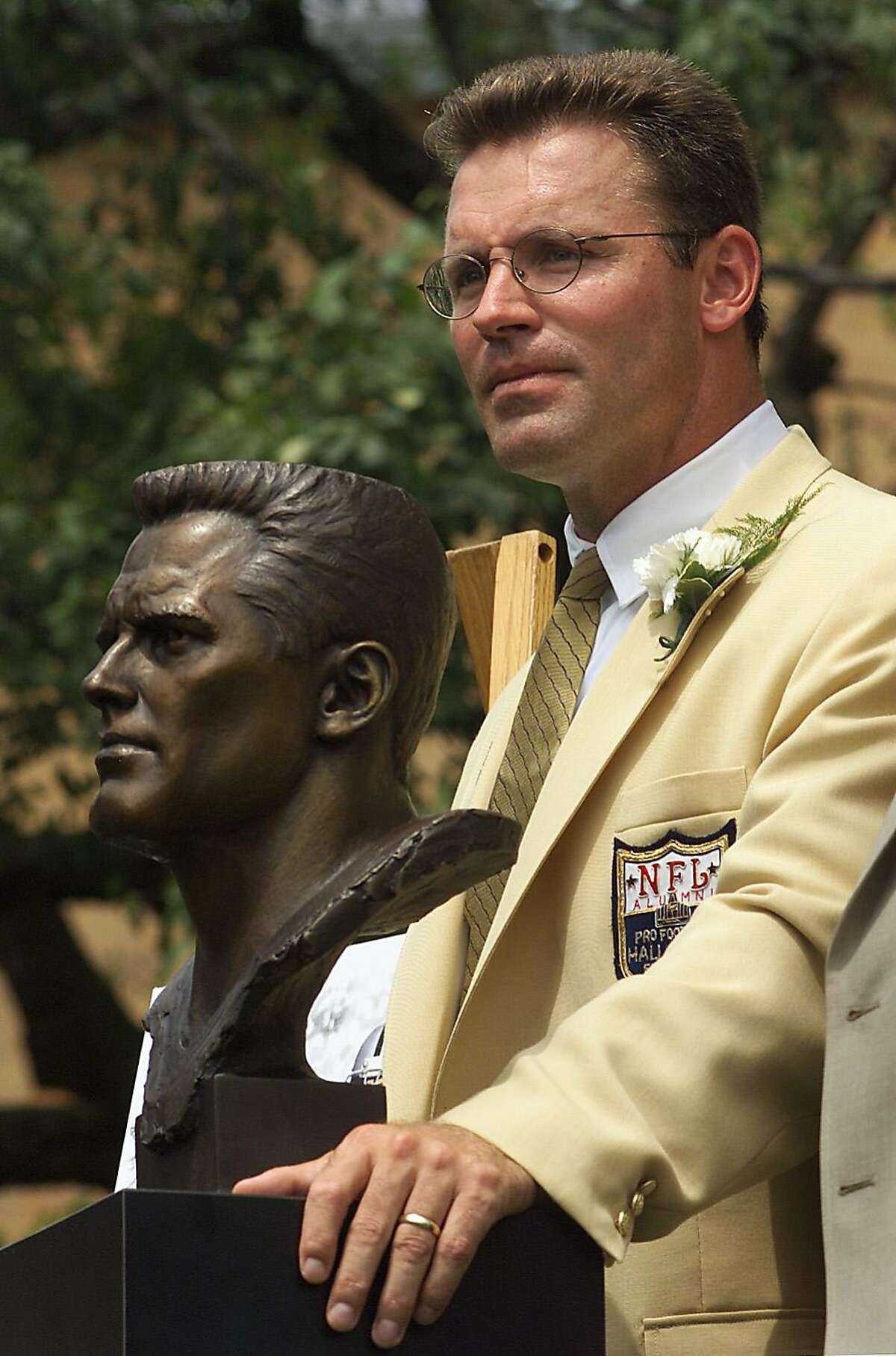 Howie Long popularity & fame