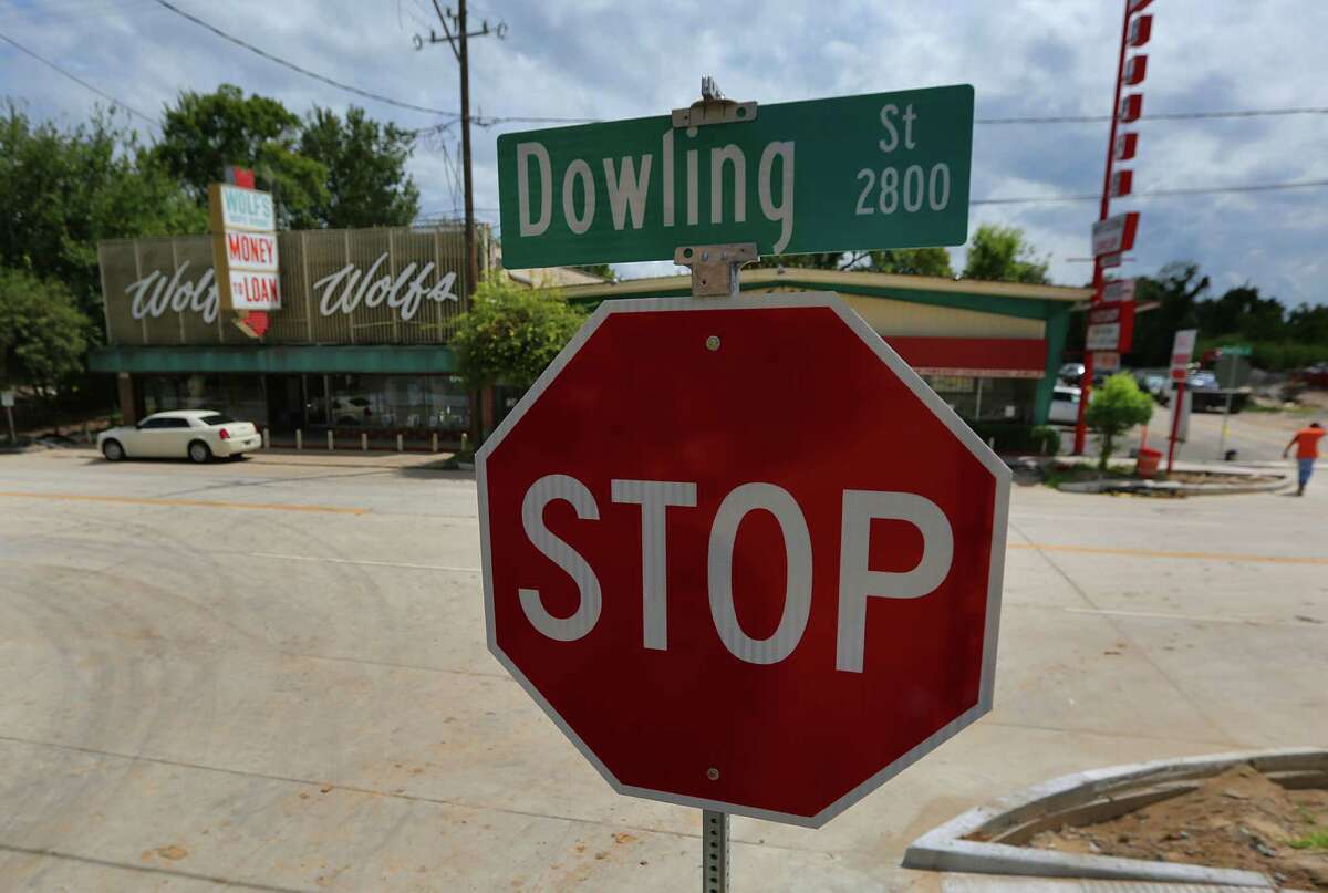 The city county voted to change Dowling Street, named after a Confederate commander, to Emancipation Avenue in honor of Emancipation Park. ﻿