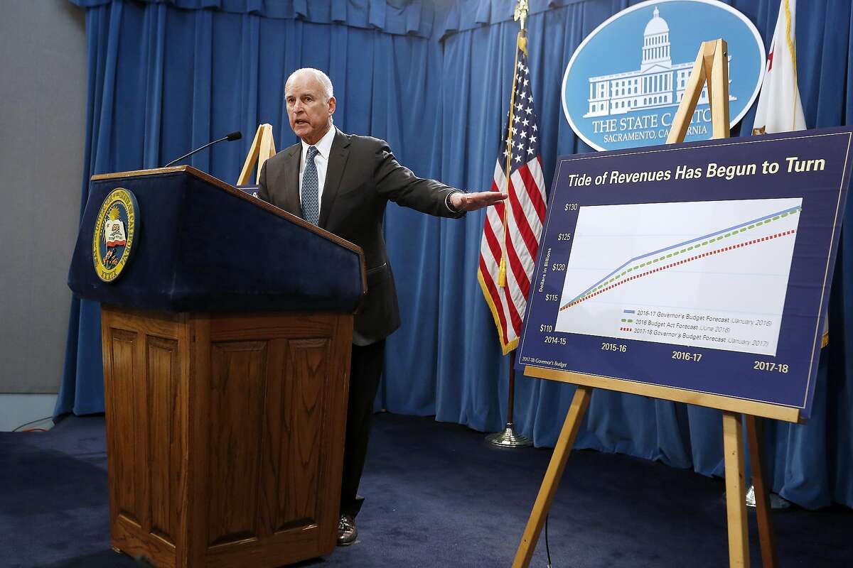 California Gov. Jerry Brown releases his proposed budget for 2017-18 at the State Capitol building in Sacramento, Calif., on Tuesday, Jan. 10, 2017. (Gary Coronado/Los Angeles Times/TNS)