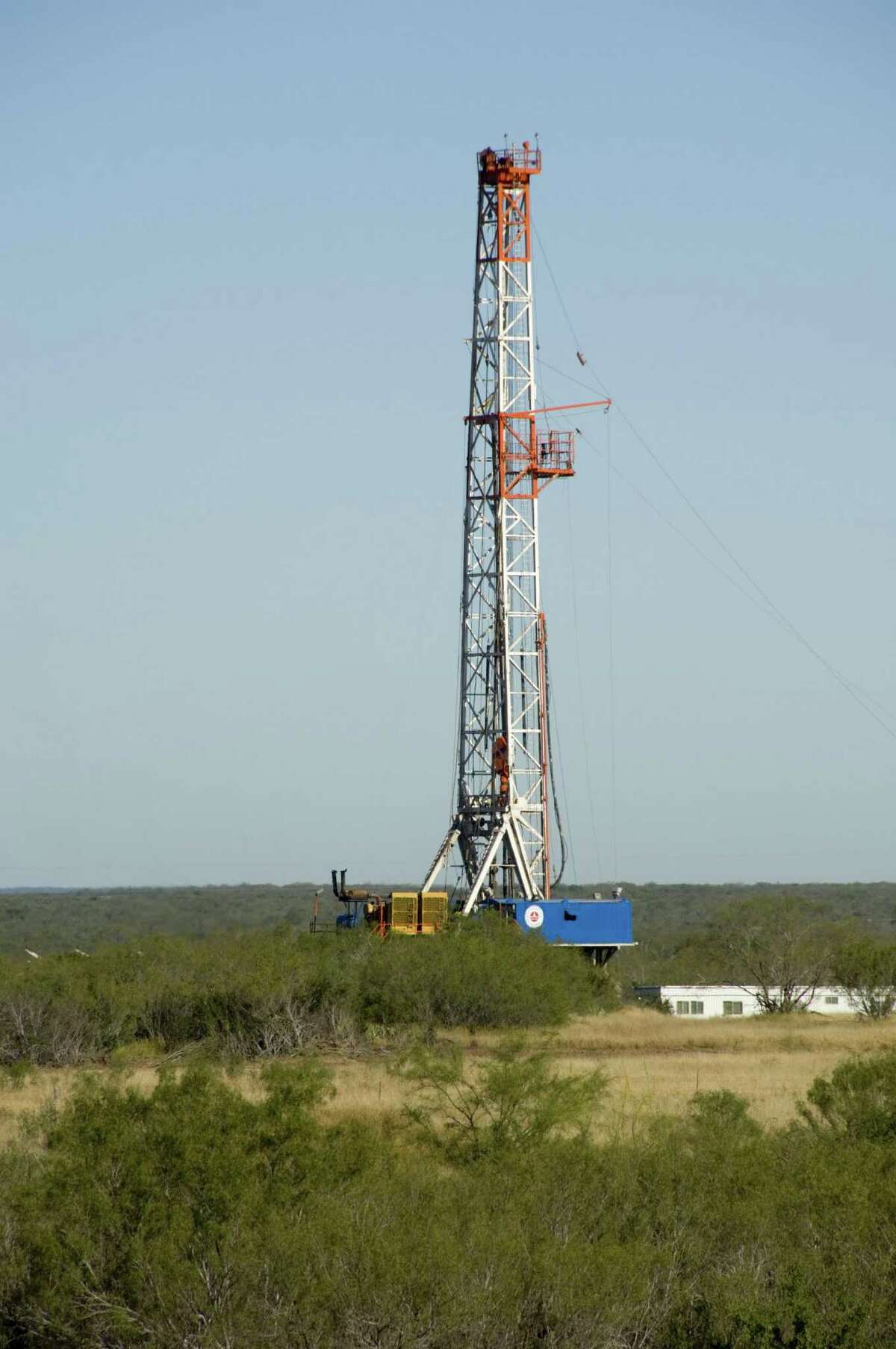 Anadarko leaves Eagle Ford, sells land to Sanchez