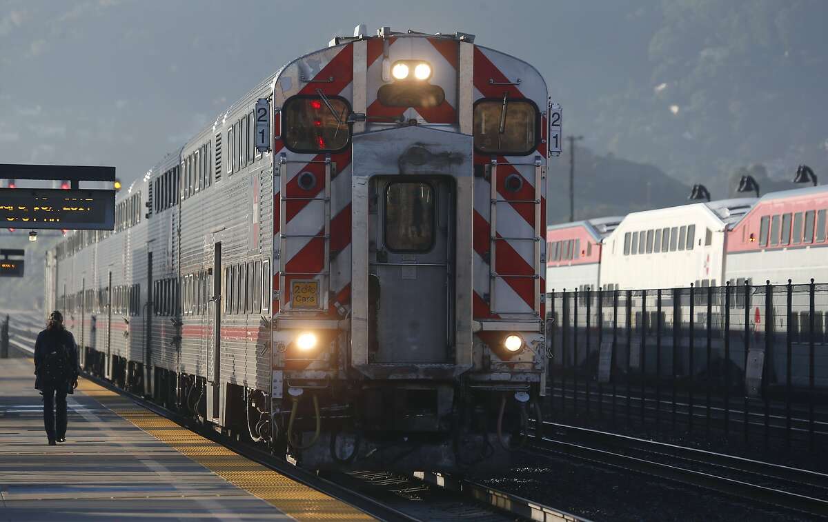 A northbound train arrives at the Bayshore Caltrain station in Brisbane, Calif. on Friday, Jan. 13, 2017.