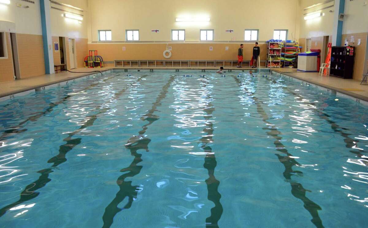 Yless Bridgeport swimmers face dry spell