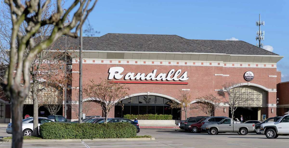 Photo of the Randalls at 1525 S. Mason Road, Katy Texas prior to it's closing shot on Friday, January 13, 2017 in Katy Texas.
