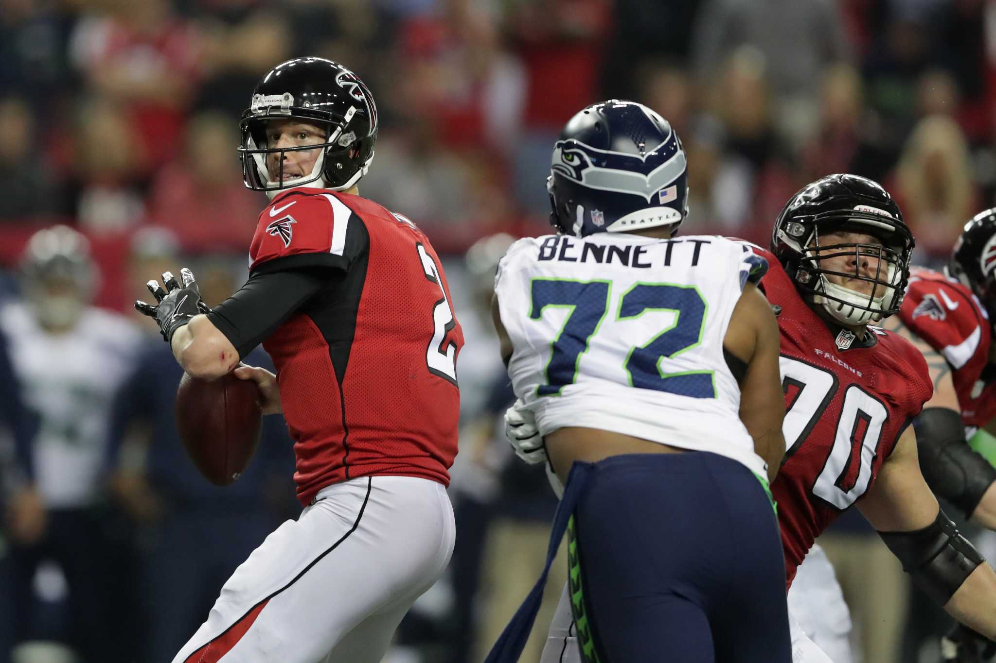 Falcons Take Advantage of Seattle's Stumble and Race to N.F.C. Title Game -  The New York Times