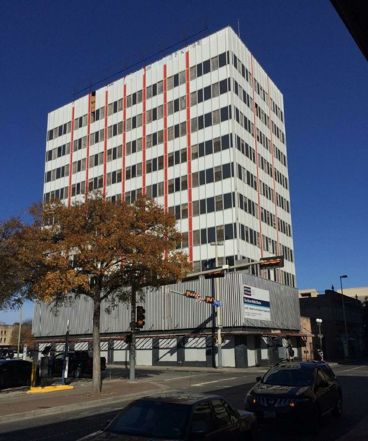A local developer plans to rehabilitate a 10-story downtown building at 601 N. St. Mary’s St. into apartments.
