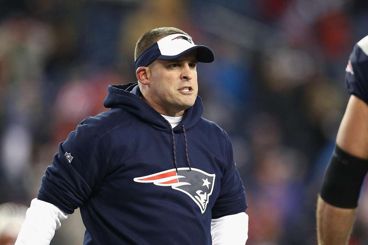 FOXBORO, MA - JANUARY 14: Offensive Coordinator Josh McDaniels of the New England Patriots looks on prior to the AFC Divisional Playoff Game against the Houston Texans at Gillette Stadium on January 14, 2017 in Foxboro, Massachusetts. (Photo by Maddie Meyer/Getty Images)