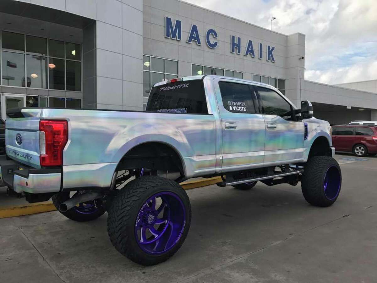 Texas dealership wraps Ford Super Duty in rainbows, now it's 100,000