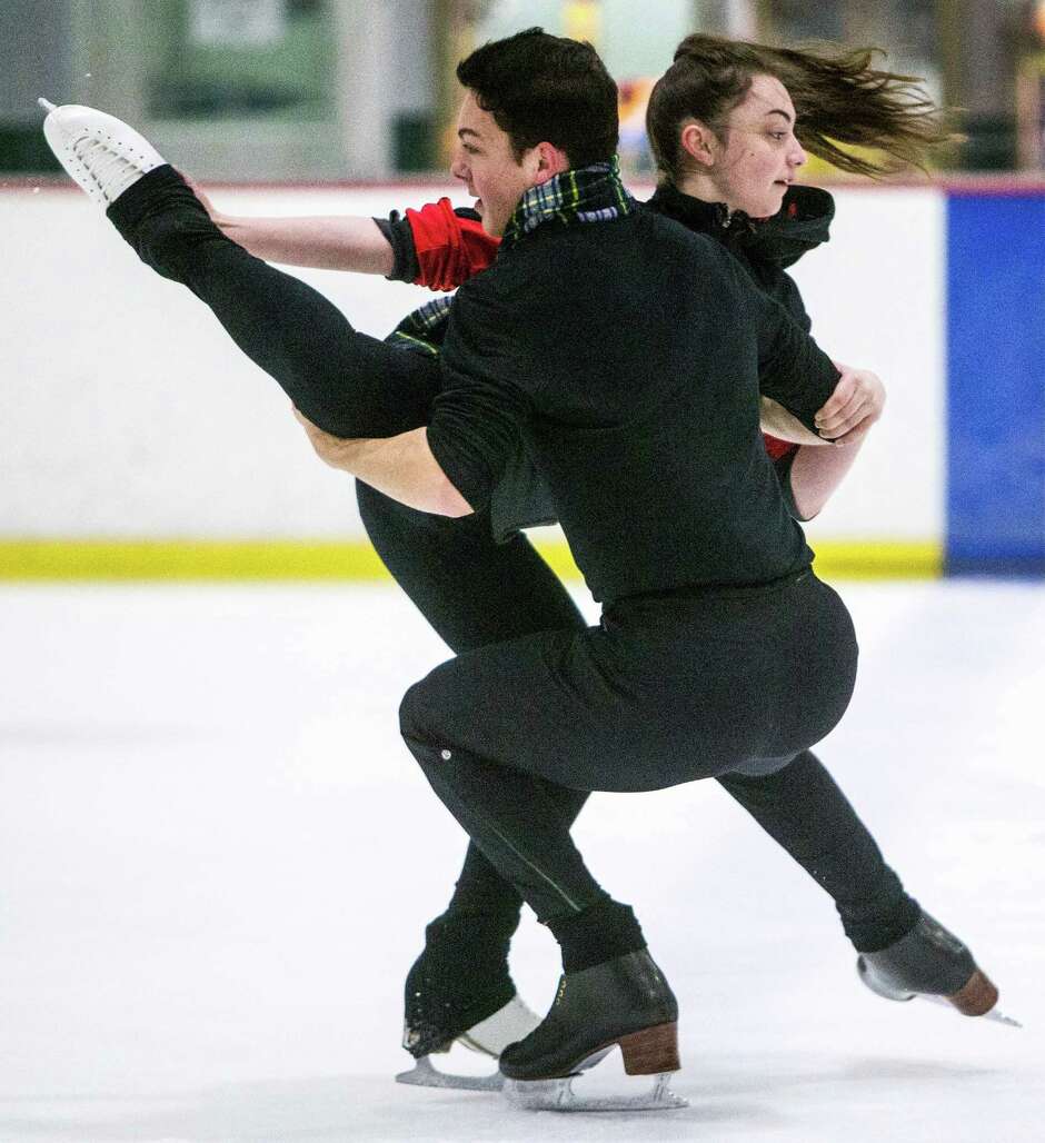 Houston-area ice dancers take whirl at national championships Houston-area ice dancers take whirl at national championships