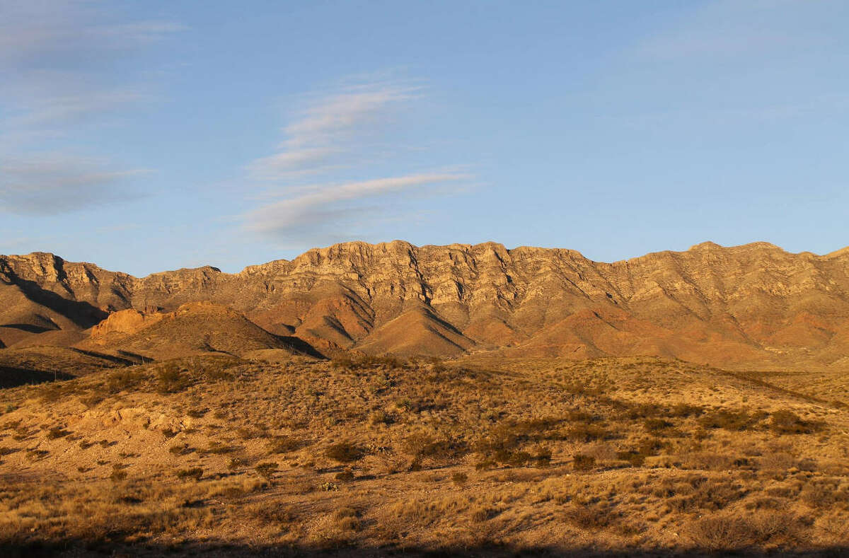 A last-minute push to make Texas mountain range a national monument