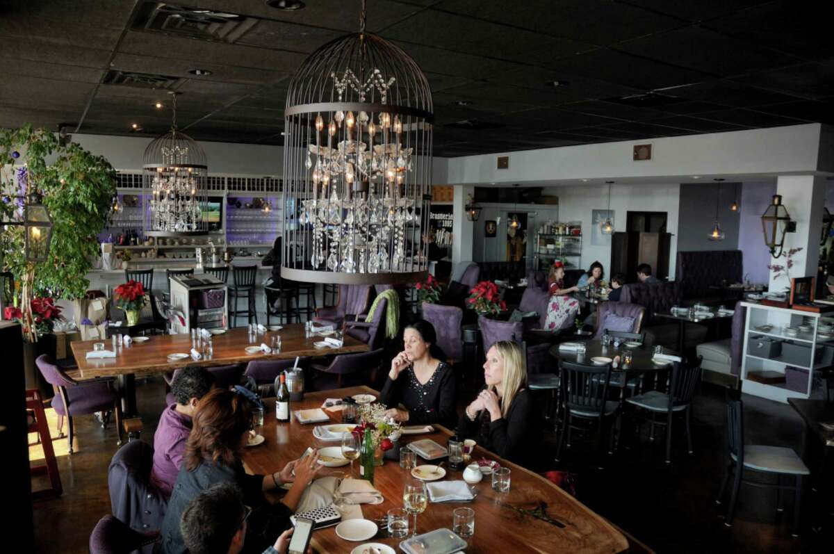 Review At Brasserie 1895 in Friendswood, chef Kris Jakob goes his own way