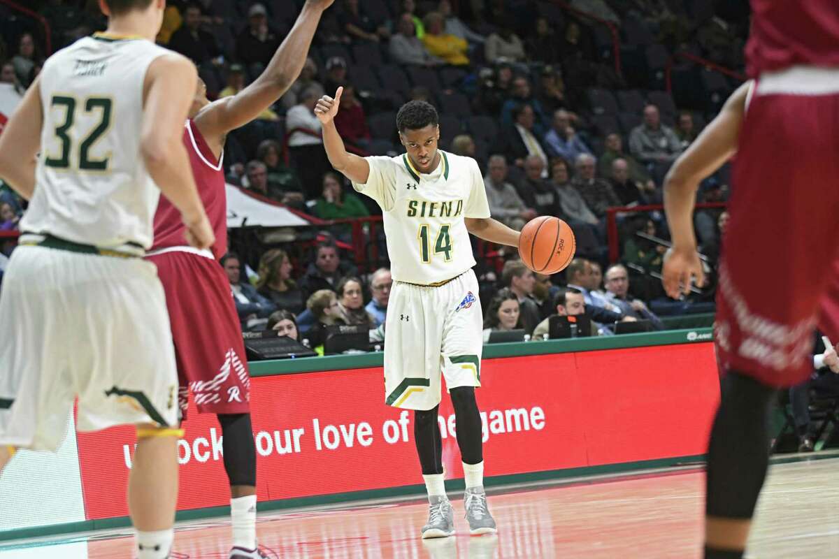 Fight, invisible handshakes during Siena basketball game