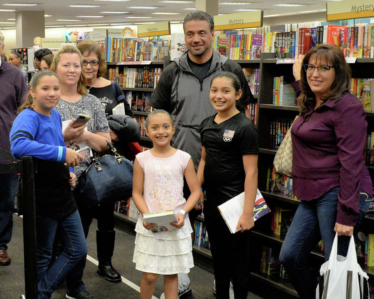 Simone Biles discusses new book, Houston, Olympics