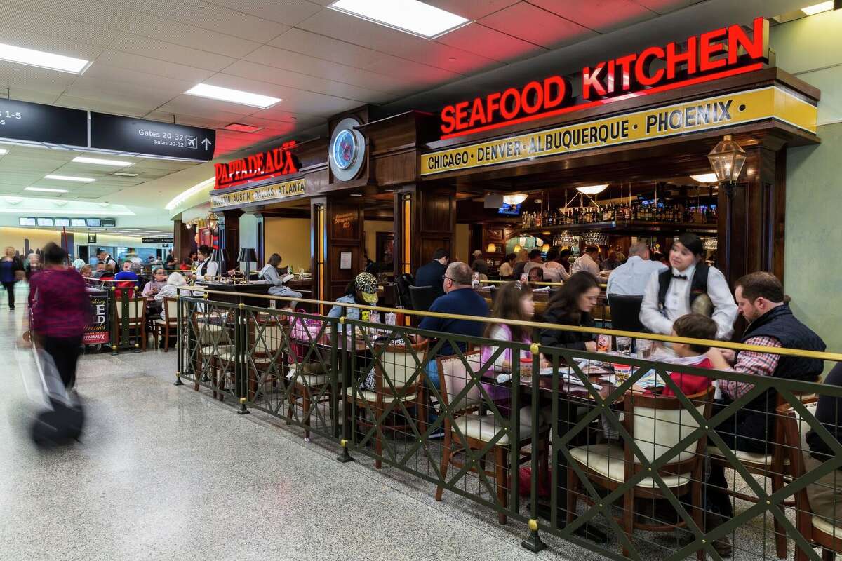 Where to eat at Houston airports, IAH & Hobby