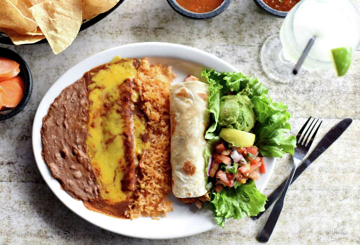Molina's Cantina CW Special (tacos al carbon, cheese enchiladas, rice, beans, pico, guacamole).  Molina's is Houston's oldest family-owned Tex-Mex restaurant, celebrating his 75th anniversary in 2016.