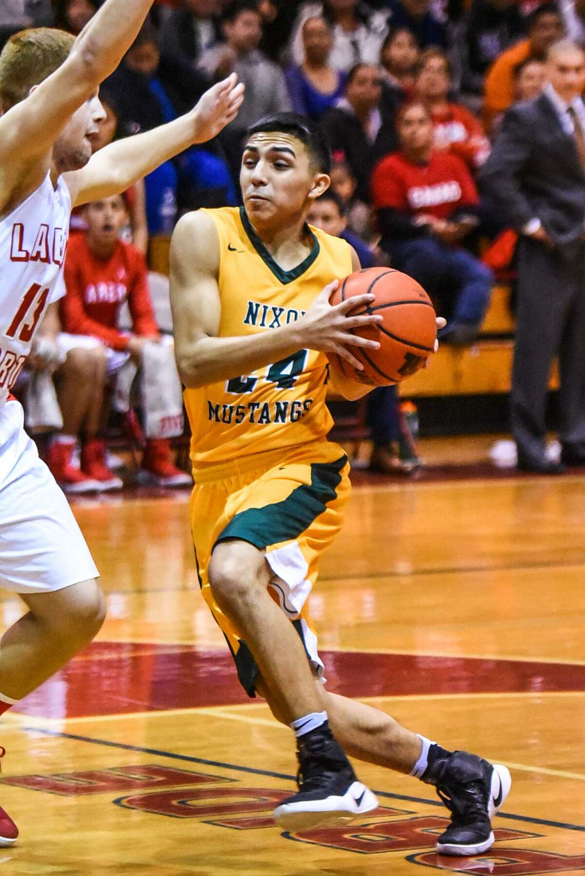 Nixon’s Rolando Ramos has come on as of late, averaging 24.2 points in his last six games.