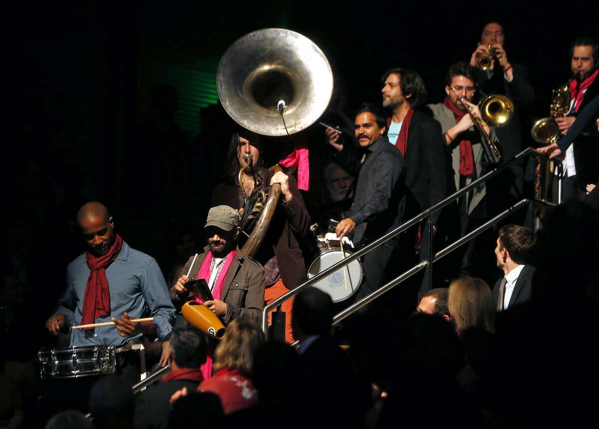 Gala Celebrates Another Year Of Vibrant Sounds At SFJazz Center