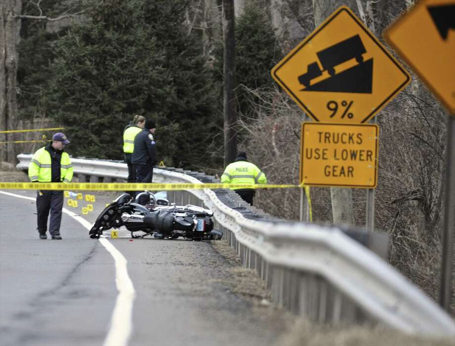 Fatal motorcycle accident closes Route 25 in Newtown - NewsTimes
