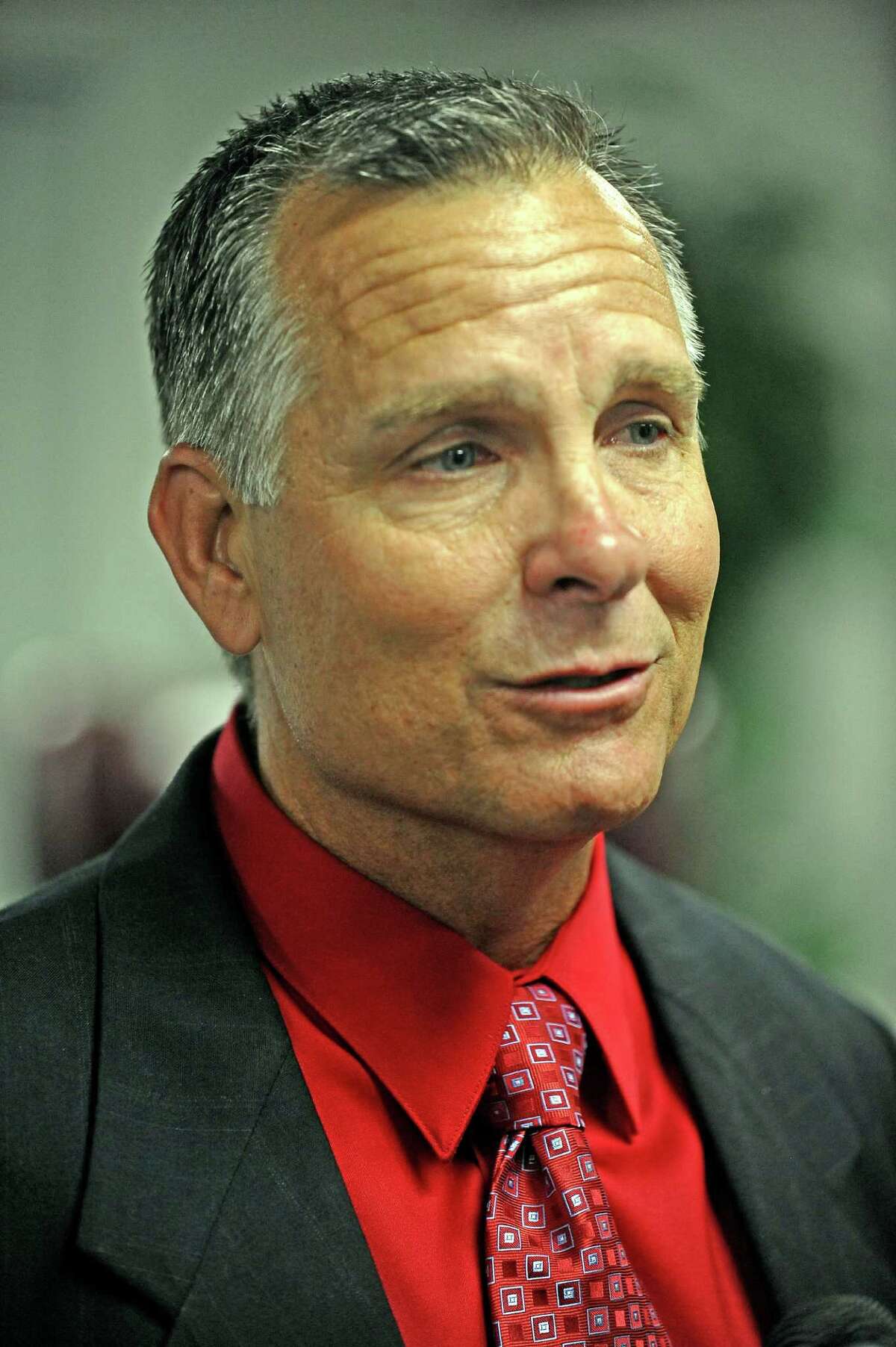 Larry Haynes named Hardin's new AD, head football coach