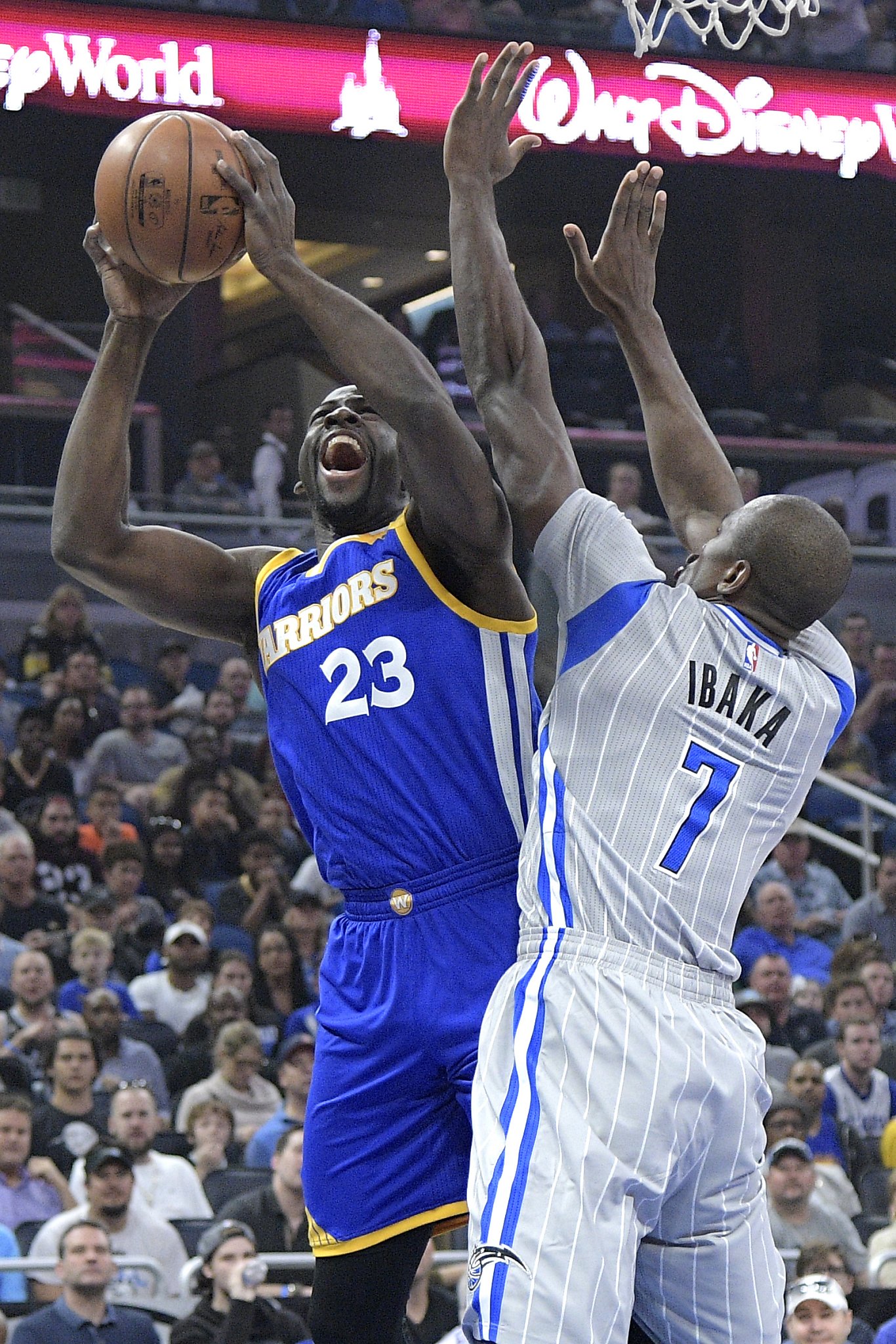 Warriors overcome rough start to rout Magic