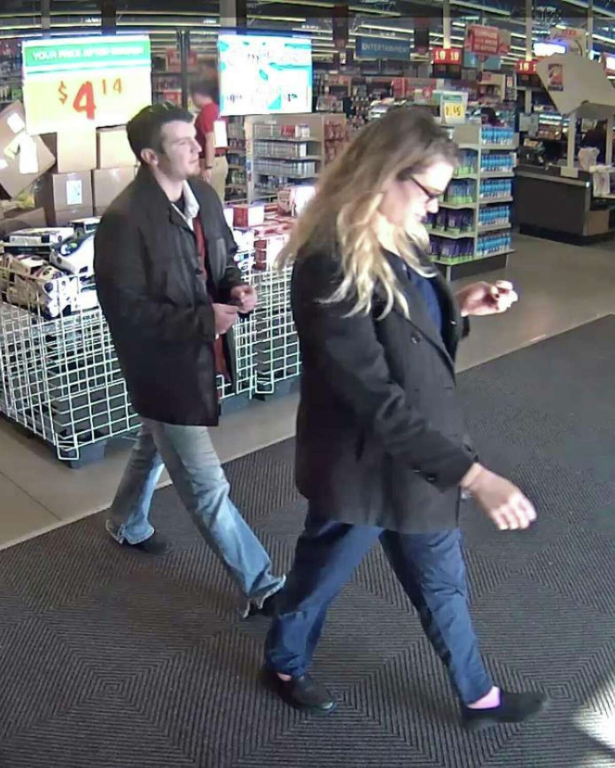 News Braunfels police are searching for two suspects who allegedly stole an estimated $1,000 worth of DVDs from a local H-E-B Plus! from Jan. 19-21.