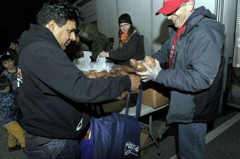 Mobile Food Pantry Provides For Working Poor In Danbury Area