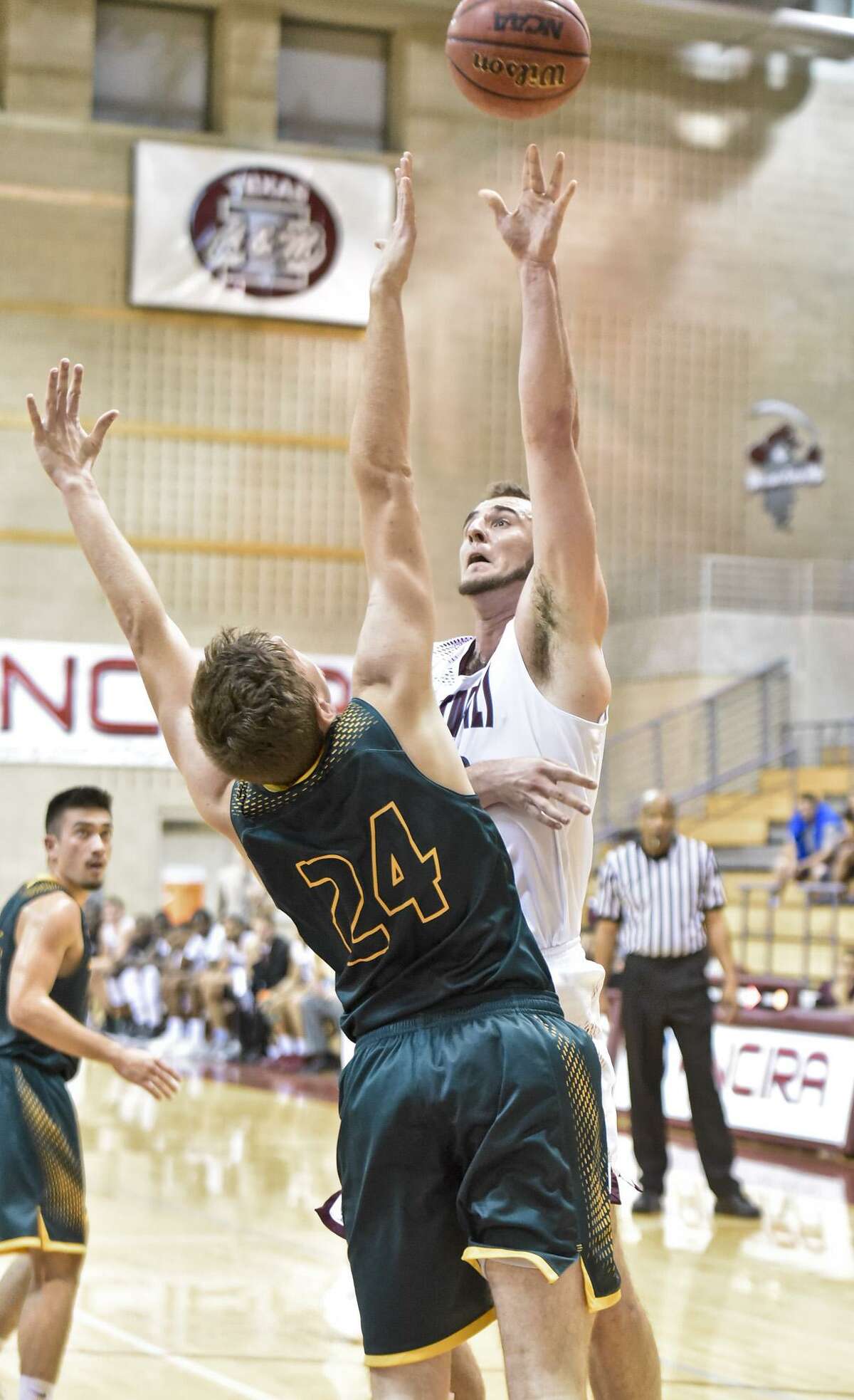 Jordan VanDeKop has led TAMIU in scoring with 16 points in each of the past two games. He is one of three players averaging double figures scoring 11 per game.
