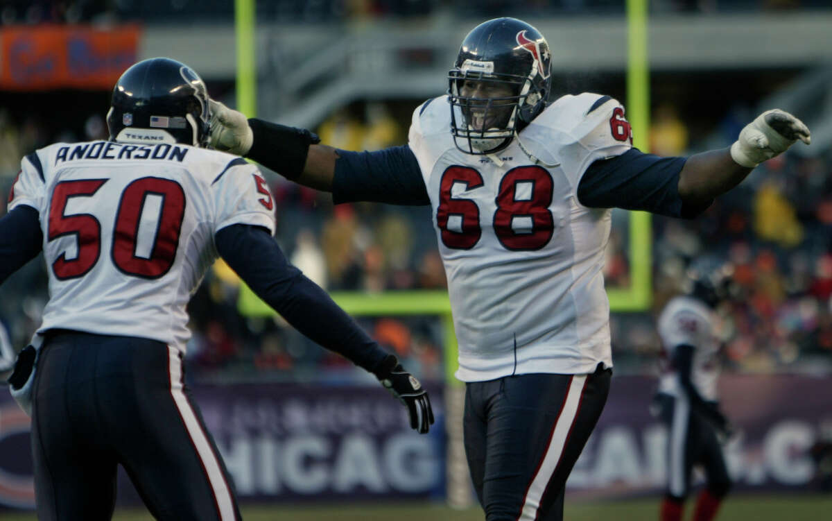 Smith returns to Soldier Field as Texans seek win over Bears