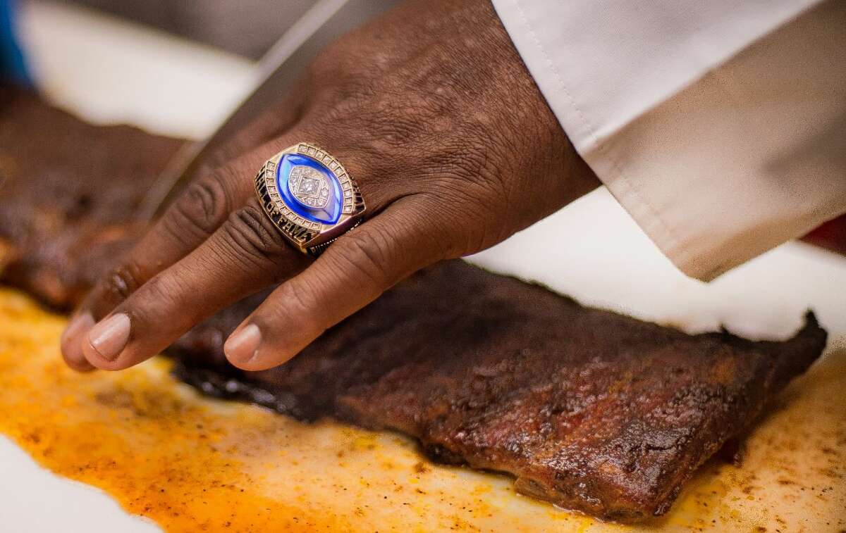 NFL record-breaking running back and Hall of Famer Eric Dickerson will launch his barbecue brand to hometown crowds during Super Bowl LI. (Contributed photo)