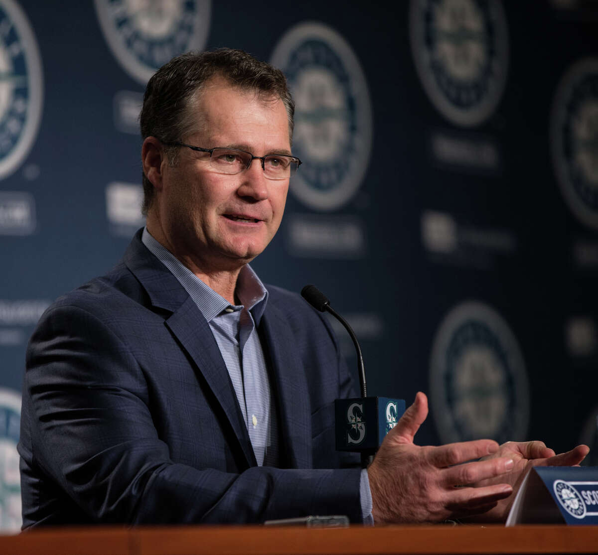 Mariners' GM Jerry Dipoto expects to win, but not at all costs