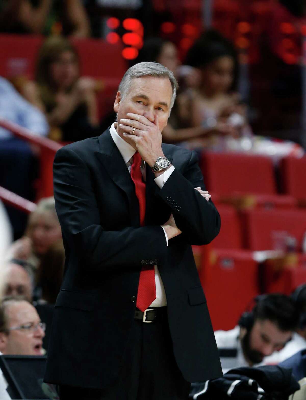 Coach Mike D'Antoni views the Rockets' current downturn as a learning experience for his team.