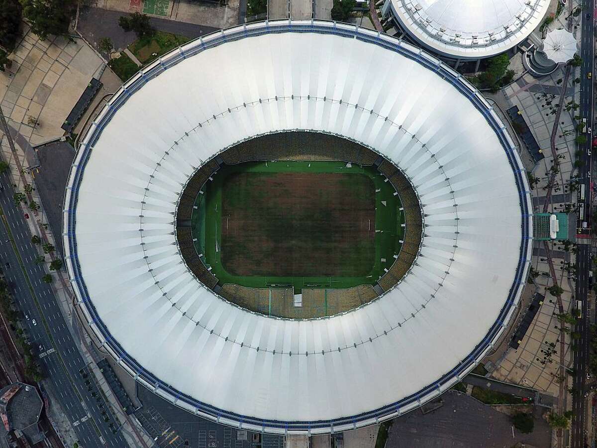 View of the world-famous Maracana Stadium in Rio de Janeiro on January 18, 2017. After playing a key role in the 2014 World Cup and 2016 Olympic Games, hosted by Brazil, the iconic Maracana Stadium has fallen into a state of abandon due to a contract dispute, and is closed to tourists. / AFP / VANDERLEI ALMEIDA (Photo credit should read VANDERLEI ALMEIDA/AFP/Getty Images)