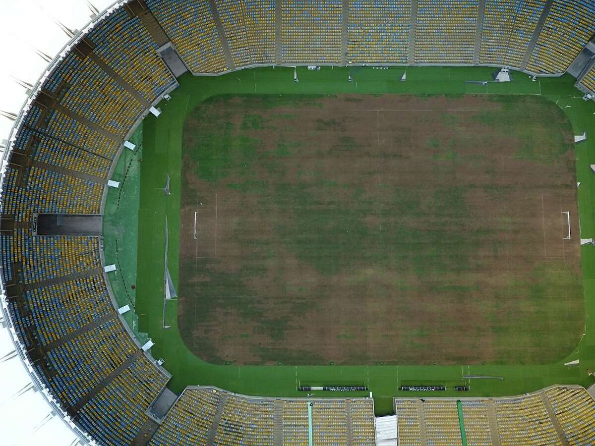 View of the world-famous Maracana Stadium in Rio de Janeiro on January 18, 2017. After playing a key role in the 2014 World Cup and 2016 Olympic Games, hosted by Brazil, the iconic Maracana Stadium has fallen into a state of abandon due to a contract dispute, and is closed to tourists. / AFP / VANDERLEI ALMEIDA (Photo credit should read VANDERLEI ALMEIDA/AFP/Getty Images)