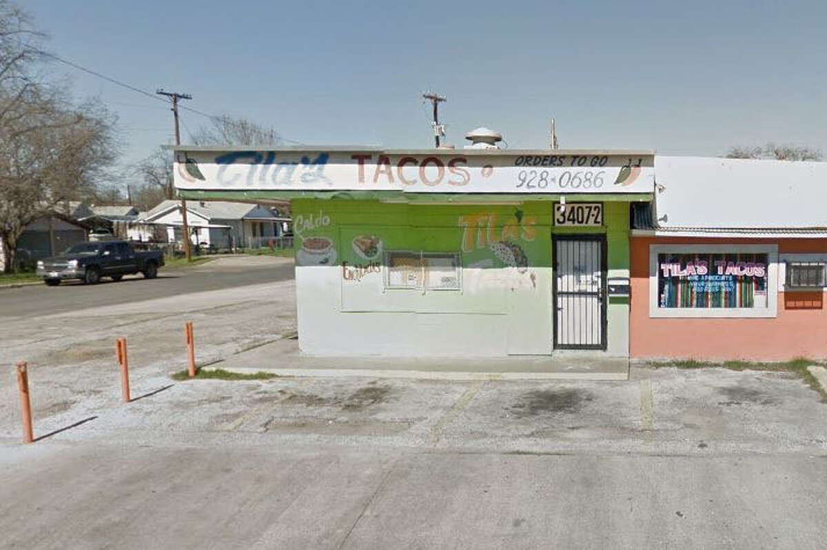 Tila's Tacos Mexican Food: 3407 Nogalitos St., San Antonio, Texas 78225Date: 01/23/2017 Score: 77Highlights: Food not protected from cross contamination (raw meats stored above ready-to-eat foods), inspector observed employee handling cooked tortillas with his bare hands, toxic chemicals stored near food preparation areas, employees’ personal food items stored near food prep areas.